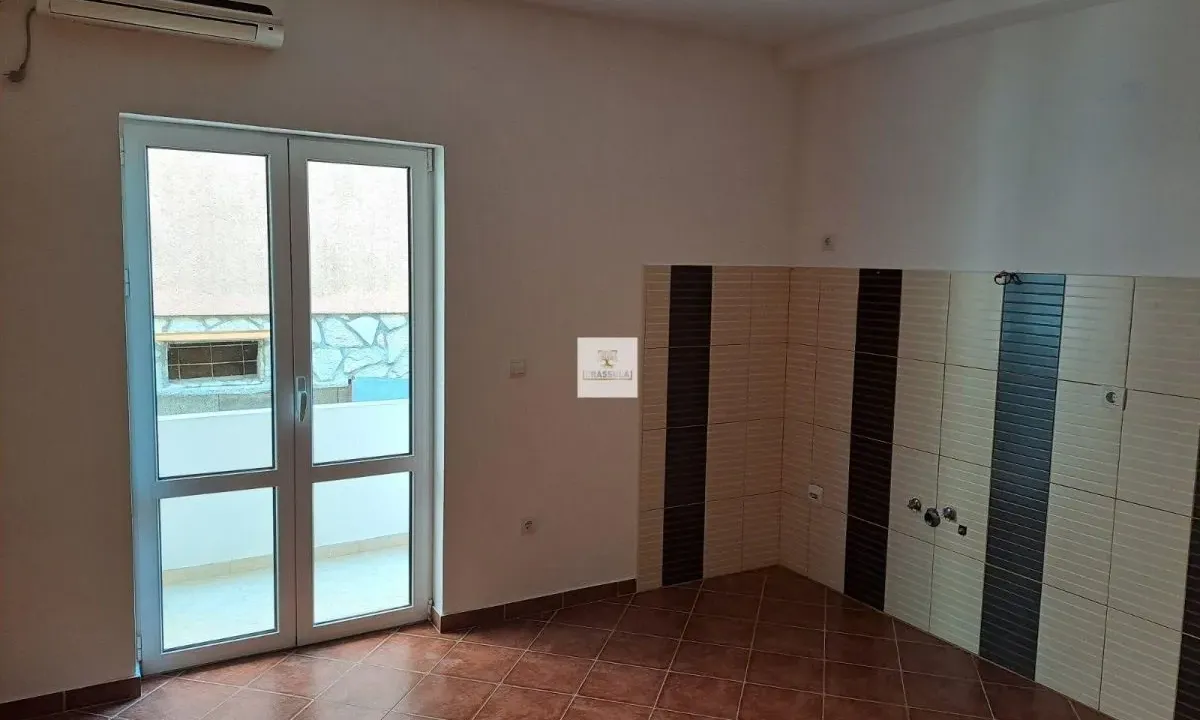 Sale, one bedroom apartment, 39m², Bijela, Herceg Novi