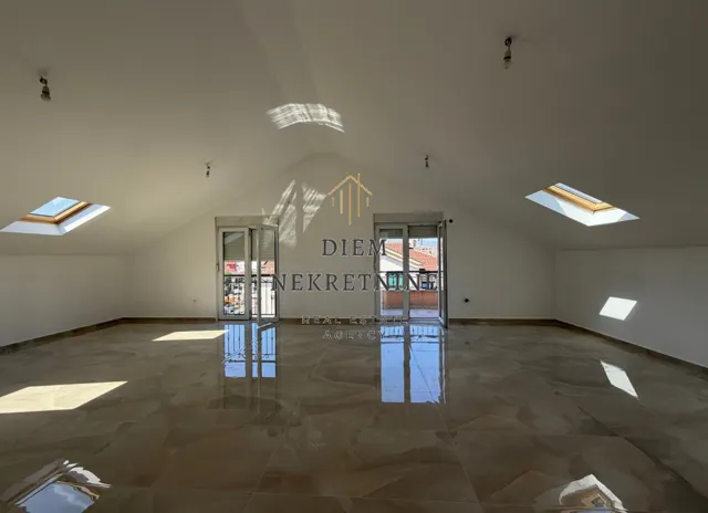 Prodaja, jednosoban stan, 77m², Zabjelo, Podgorica