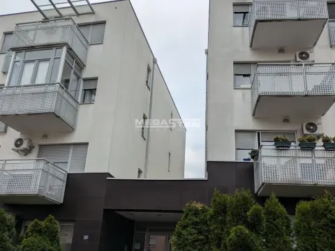 Izdavanje, dvosoban stan, 39m², Petlovo Brdo, Beograd - image 14