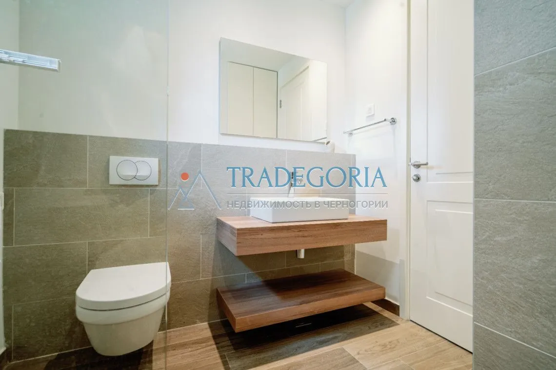Prodaja, dvosoban stan, 85m², Radovići, Tivat