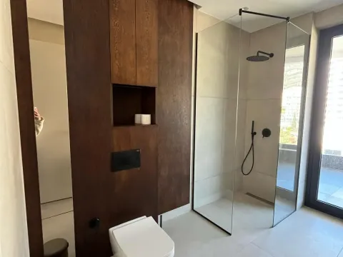Sale, one bedroom apartment, 57m², Bečići, Budva - image 5