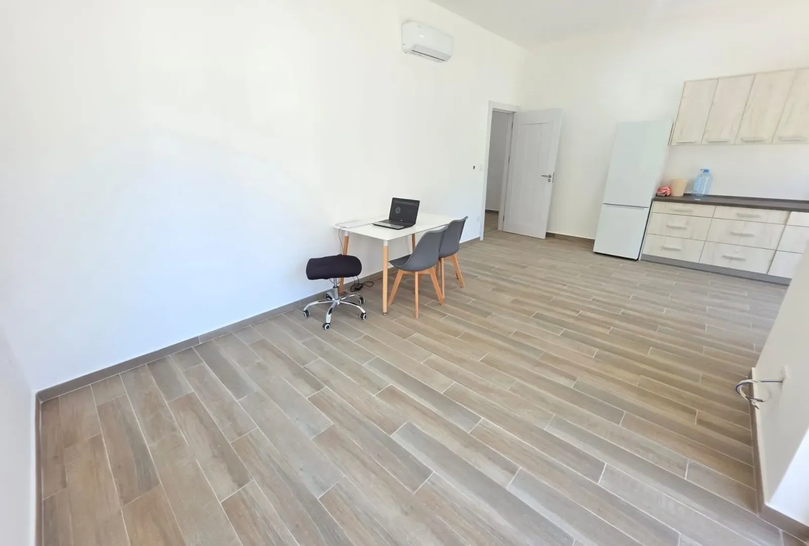 Prodaja, dvosoban stan, 74m², Bečići, Budva