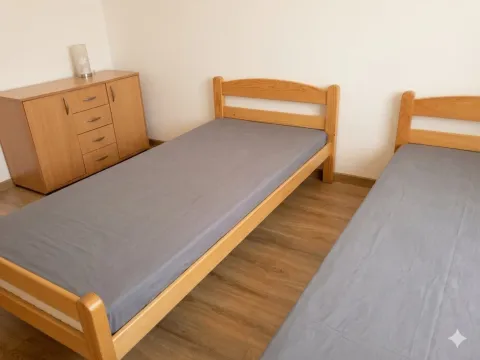 Izdavanje, dvosoban stan, 80m², Đenovići, Herceg Novi - image 2