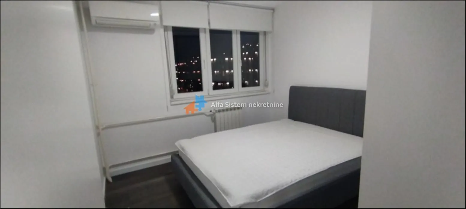 Rent, four bedroom apartment, 100m², Savski Venac, Beograd