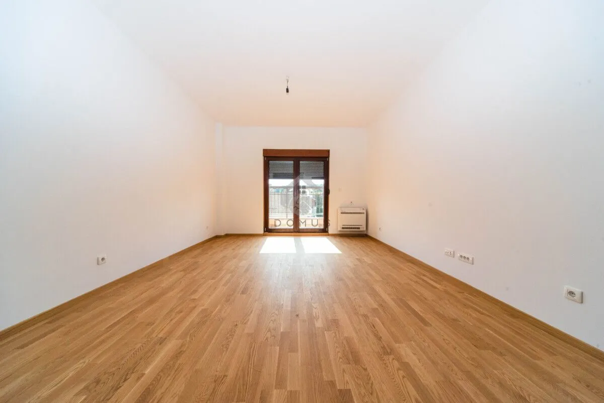 Sale, one bedroom apartment, 62m², Momišići, Podgorica