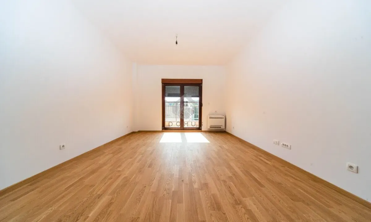 Sale, one bedroom apartment, 62m², Momišići, Podgorica
