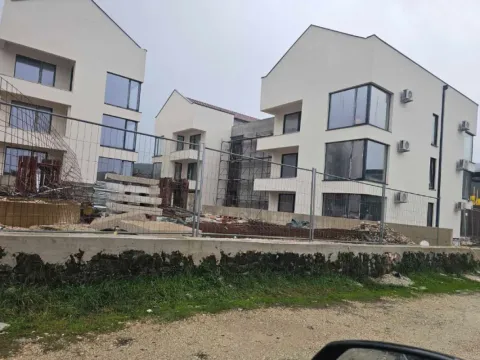 Sale, one bedroom apartment, 51m², Radovići, Tivat - image 3