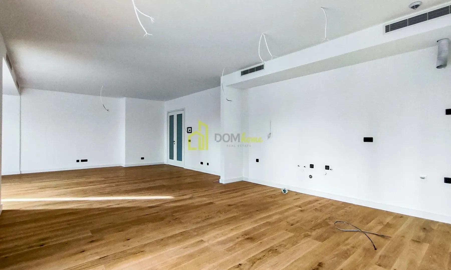 Rent, three bedroom apartment, 152m², Centar, Podgorica