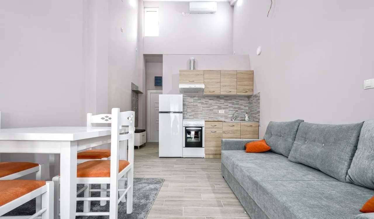Prodaja, ugostiteljski objekat, 1256m², Podkošljun, Budva