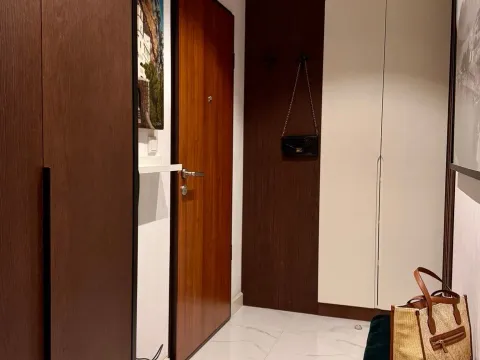 Sale, two bedroom apartment, 85m², Dobrota, Kotor - image 14