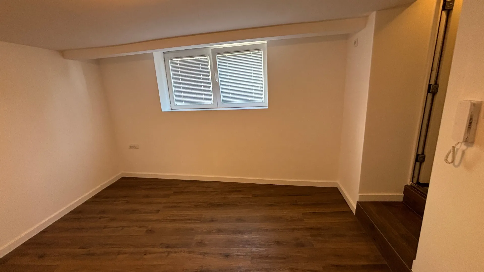 Sale, three bedroom apartment, 55m², Stari Grad, Beograd