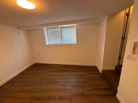 Sale, three bedroom apartment, 55m², Stari Grad, Beograd - image 18