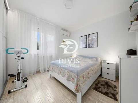 Sale, two bedroom apartment, 60m², Palilula Sve Podlokacije, Beograd - image 12