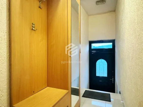 Rent, two bedroom apartment, 65m², Zagorič, Podgorica - image 12