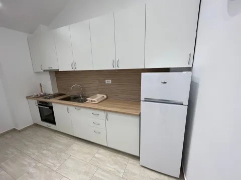Izdavanje, jednosoban stan, 55m², Kava, Tivat - image 6