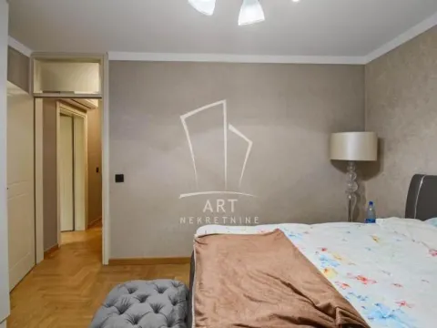 Prodaja, četvorosoban stan, 99m², Vukov Spomenik, Zvezdara Sve Podlokacije - image 2