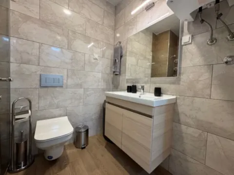 Stan-na-dan, jednosoban stan, 50m², Centar, Bar - image 5