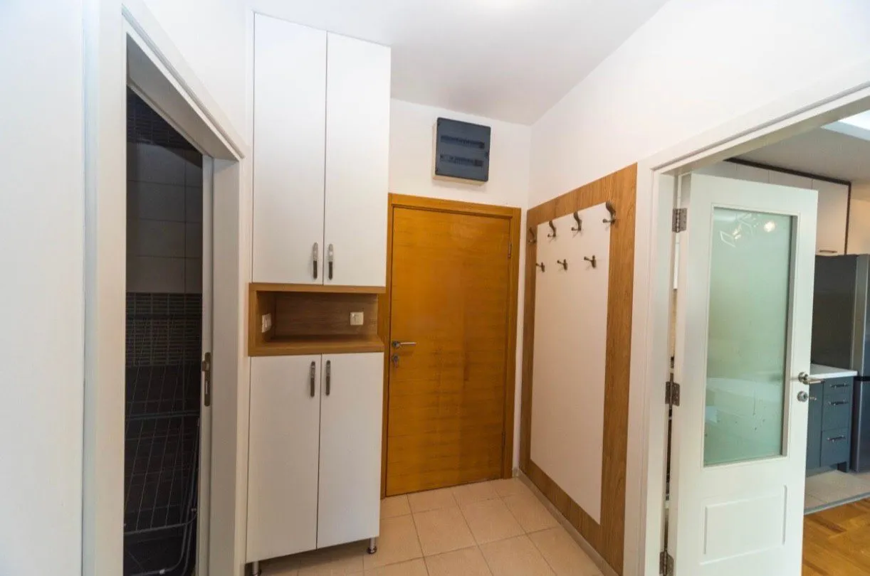 Rent, one bedroom apartment, 45m², Drač, Podgorica