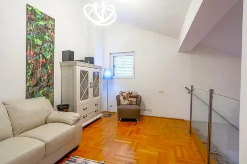 Prodaja, dvosoban stan, 98m², Babilonija, Budva - image 10