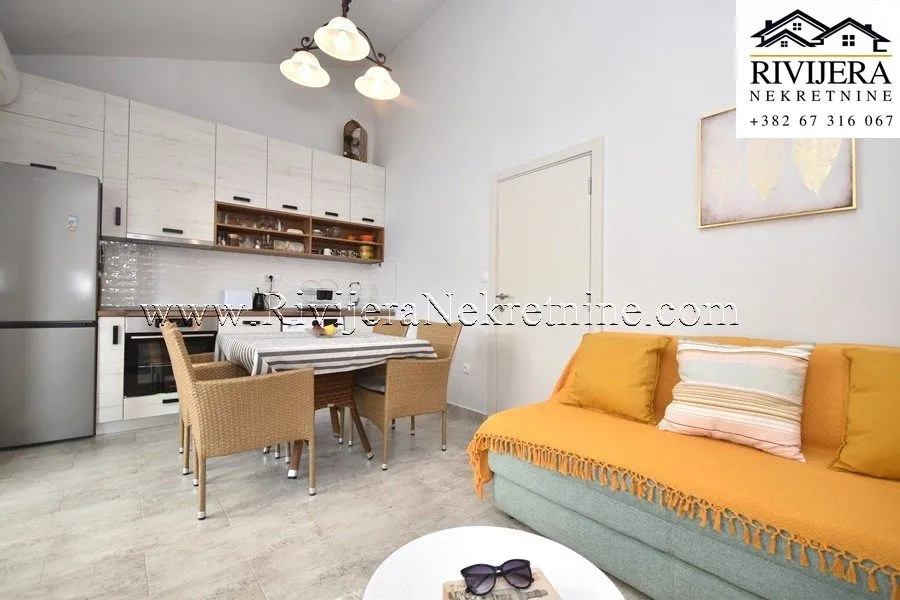 Prodaja, jednosoban stan, 54m², Centar, Herceg Novi