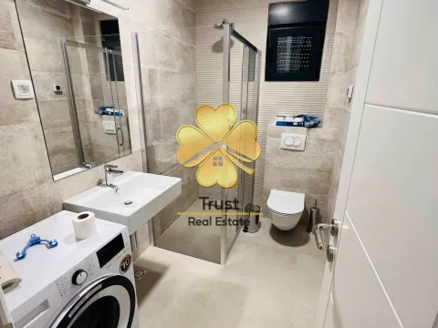 Izdavanje, dvosoban stan, 75m², Gorica C, Podgorica - image 9