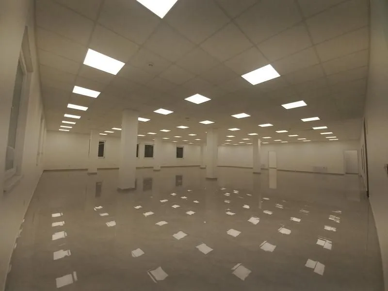Sale, office space, 3100m², Ledine, Beograd