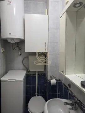 Izdavanje, garsonjera, 27m², Centar, Novi Sad - image 9