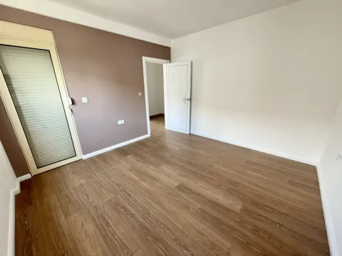 Prodaja, jednosoban stan, 58m², Bar, Crna Gora - image 9