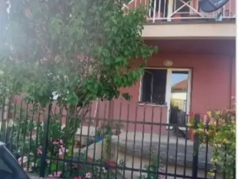 Prodaja, kuća, 384m², Aqua park, Jagodina - image 33