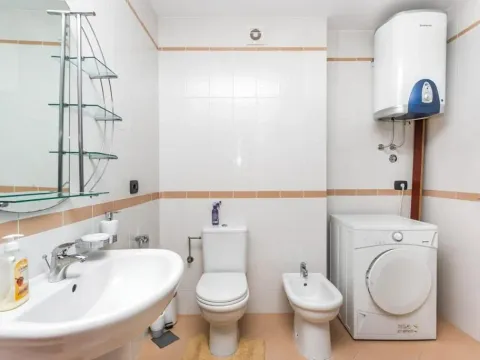 Prodaja, trosoban stan, 150m², Rafailovići, Budva - image 7