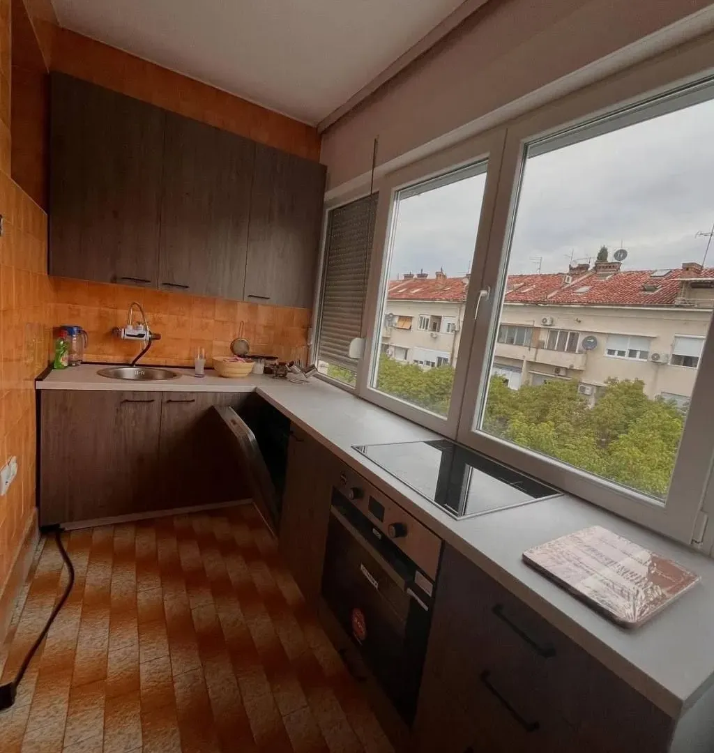 Rent, two bedroom apartment, 80m², Centar, Podgorica