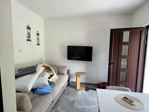 Rent, studio apartment, 20m², Mrčevac, Tivat - image 1