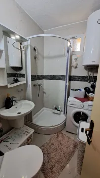 Sale, two bedroom apartment, 59m², Gintaš, Podgorica - image 9
