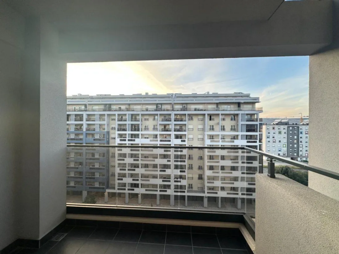Izdavanje, dvosoban stan, 73m², Master Kvart, Podgorica