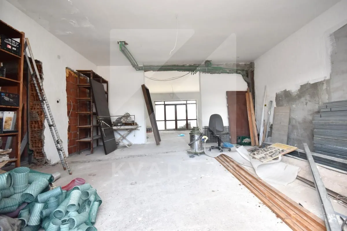Rent, office space, 300m², Gornja Gorica, Podgorica