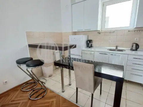 Rent, two bedroom apartment, 55m², Crveni Krst, Beograd - image 15