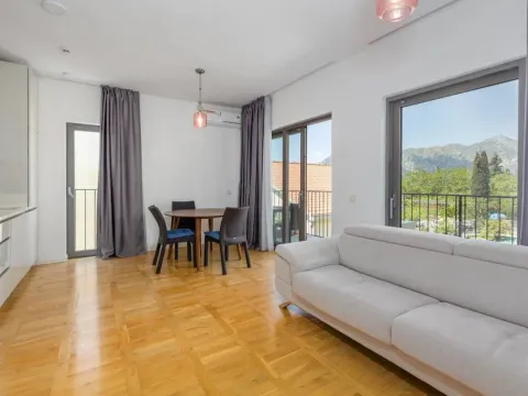 Sale, one bedroom apartment, 52m², Dobrota, Kotor