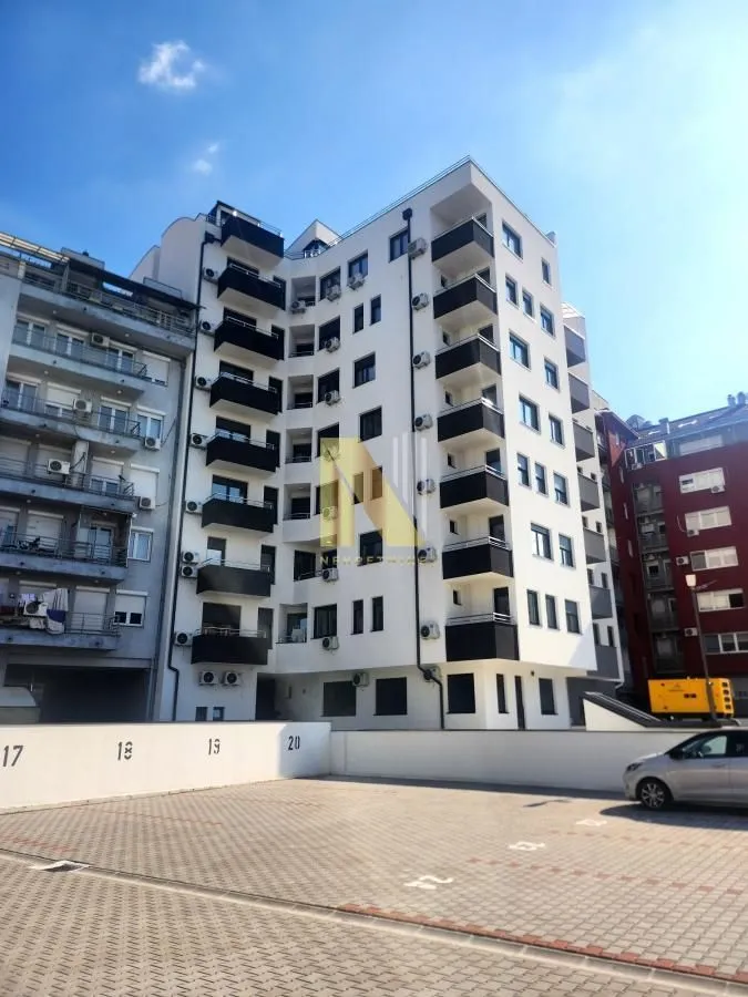 Rent, parking/garage, 15m², Grbavica, Novi Sad Sve Podlokacije
