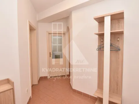 Izdavanje, jednosoban stan, 56m², Stara Varoš, Podgorica - image 6