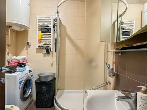 Izdavanje, dvosoban stan, 55m², Stari Aerodrom, Podgorica - image 11