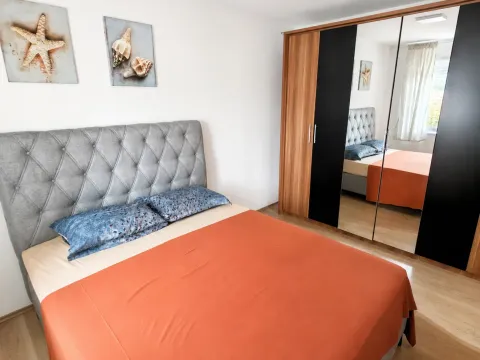 Rent, one bedroom apartment, 15m², Centar, Podgorica - image 4