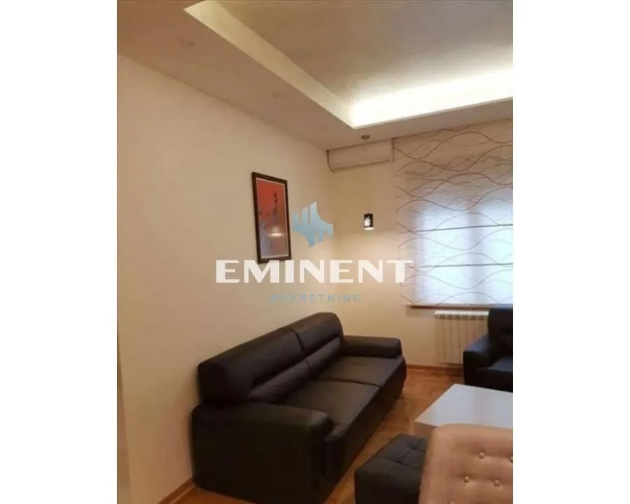 Izdavanje, trosoban stan, 62m², Đeram Pijaca, Beograd
