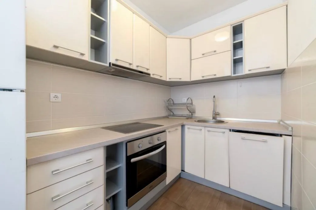 Sale, two bedroom apartment, 69m², Bečići, Budva
