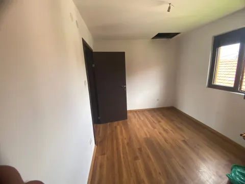 Rent, house, 85m², Zagorič, Podgorica - image 16