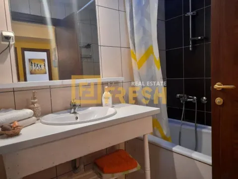 Izdavanje, trosoban stan, 93m², City Kvart, Podgorica - image 19