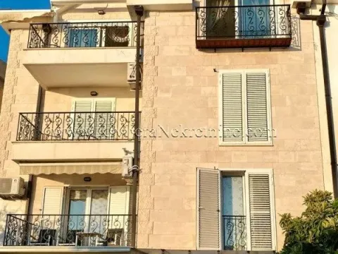 Prodaja, četvorosoban stan, 82m², Sveti Stefan, Budva - image 3