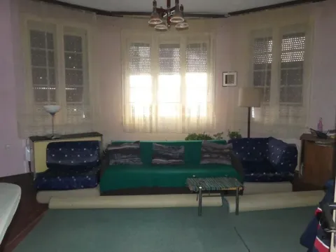 Prodaja, kuća, 300m², Centar, Jagodina - image 4