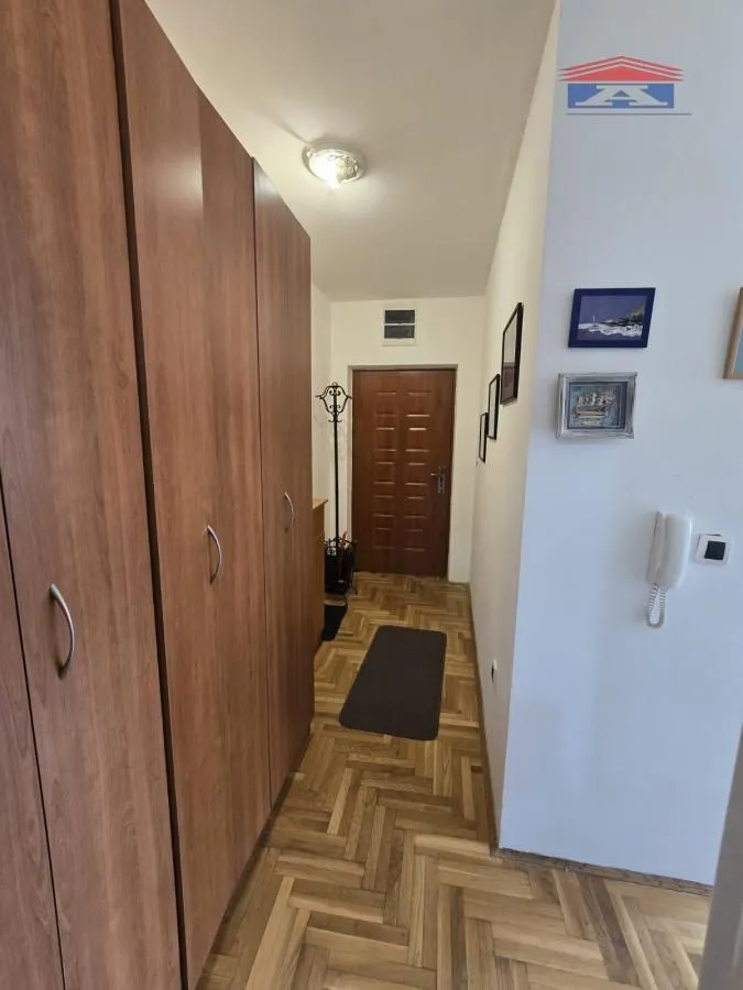 Izdavanje, jednosoban stan, 36m², Grbavica, Novi Sad Sve Podlokacije