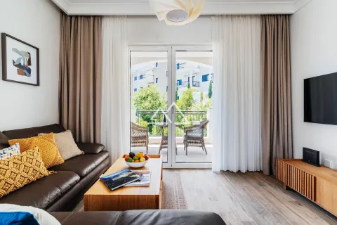 Prodaja, jednosoban stan, 71m², Luštica Bay, Tivat - image 8