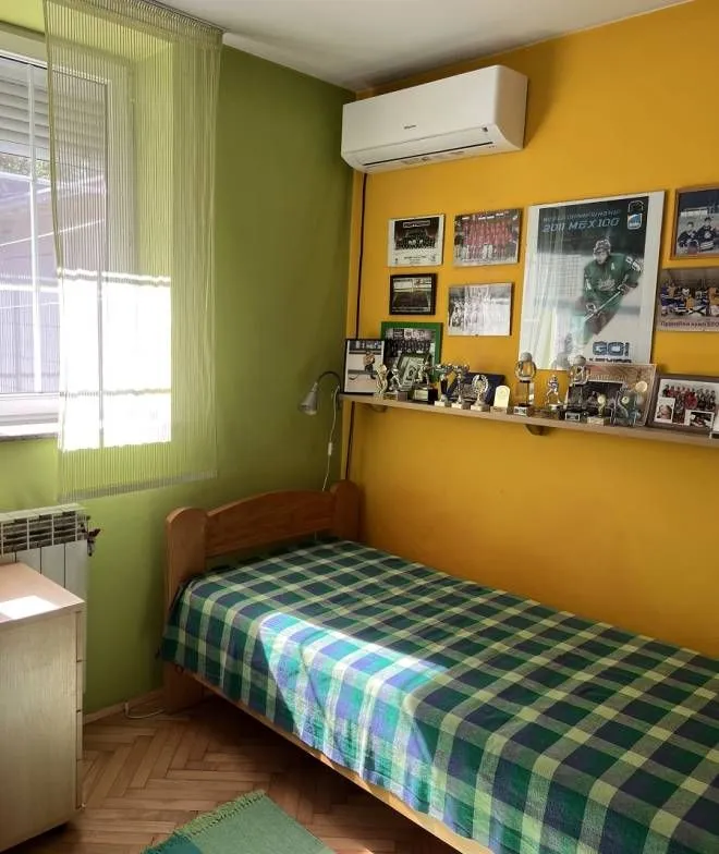 Rent, house, 264m², Šumice, Beograd
